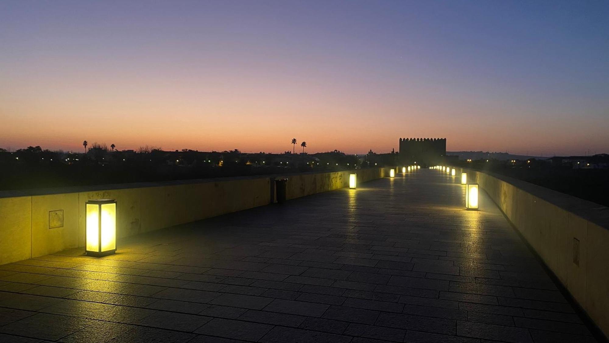 Duplex Junto Al Puente Romano Con Gran Terraza Y Parking Privado Cordoba Luaran gambar